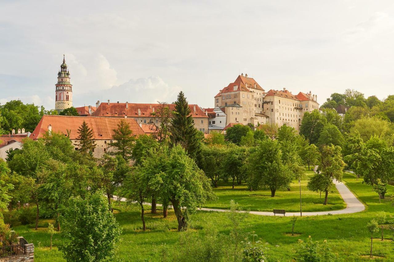 Hotel Pension Kristian By Kh à Český Krumlov Extérieur photo